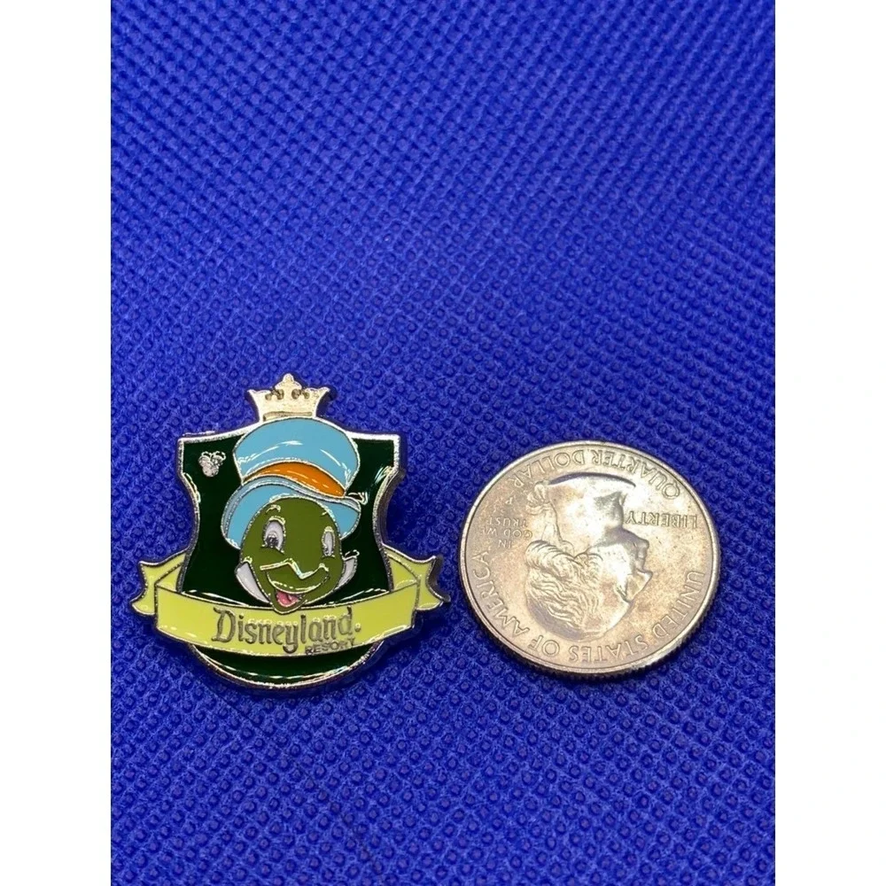 2012 Jiminy Cricket Pinocchio Disney trading pin Disneyland Hidden Mickey